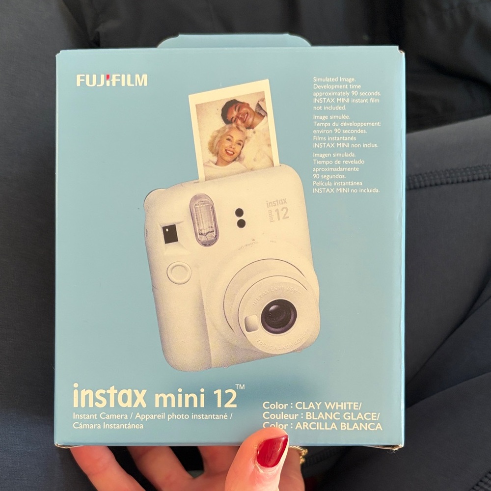 Fujifilm Instax Mini 12 Instant Camera - Clay White
